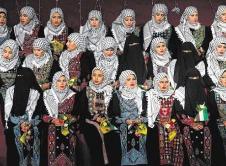 [新聞] 巴勒斯坦辦集體婚禮 數位新娘裹黑袍只露眼