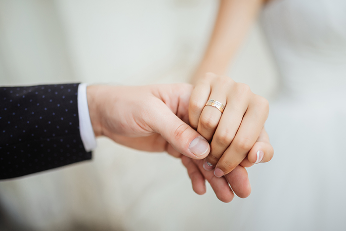 結婚為什麼要戴戒指？小編看完這篇文章後，眼框濕了~